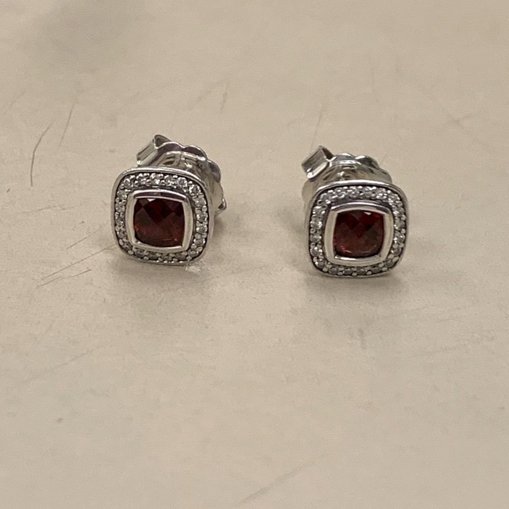 david yurman 5x5mm garnet earrings